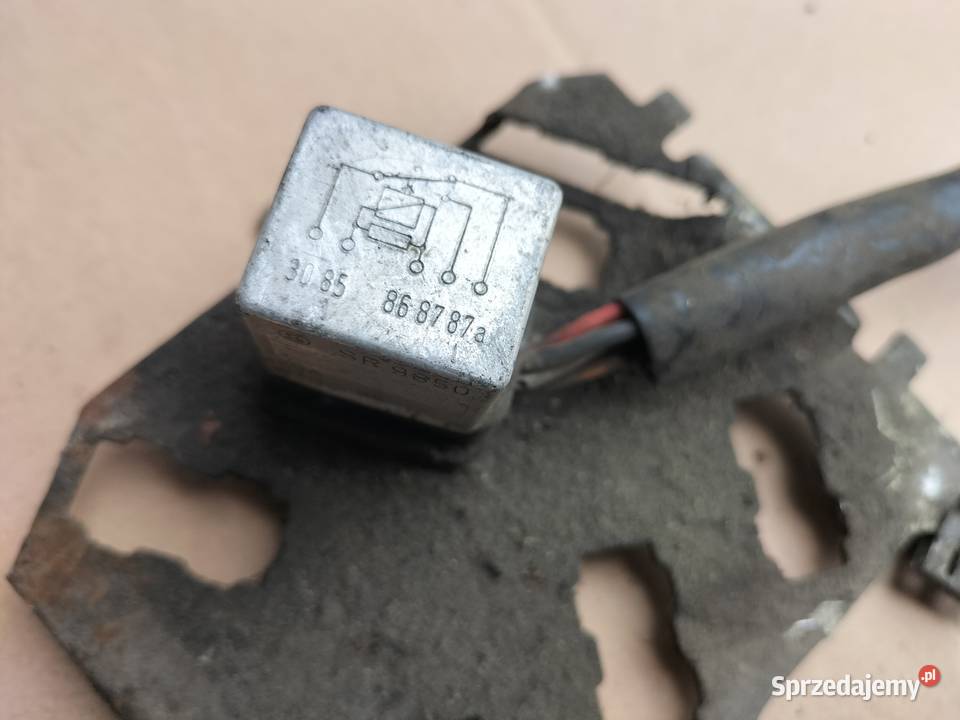 MERCEDES W123 PRZEKAŹNIK 0015420219 SKRZYNKA Kamień-Kolonia sprzedam