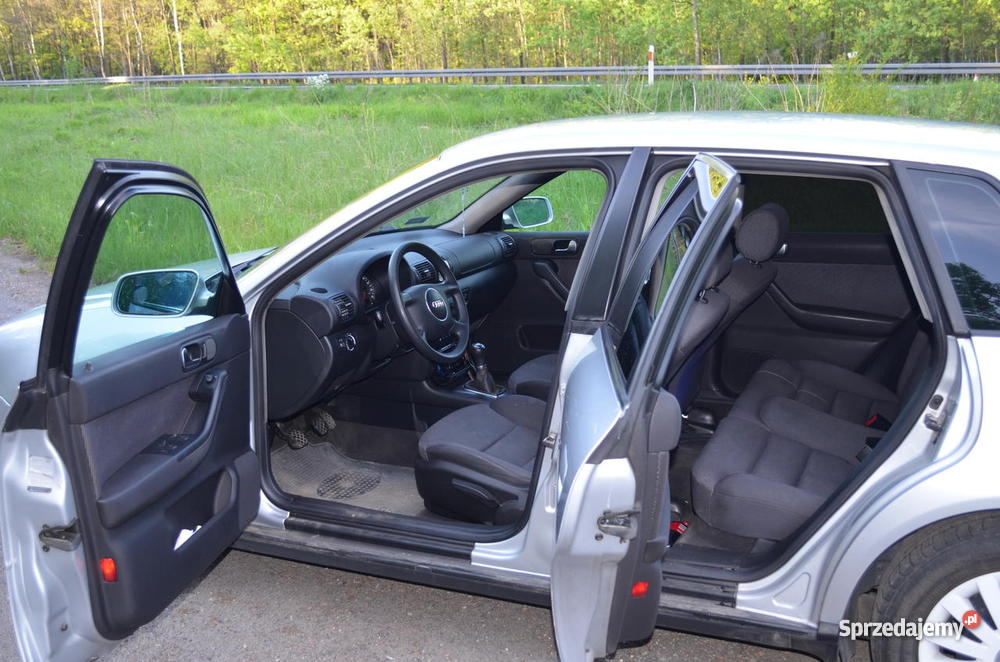 Audi A3 8L Hatchback 5D 2001r 130 2166km Piasek