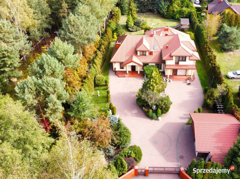Elegancki dom wolnostojący 250 m2 Wysoki Rok budowy 2004 Domy mazowieckie Urzut