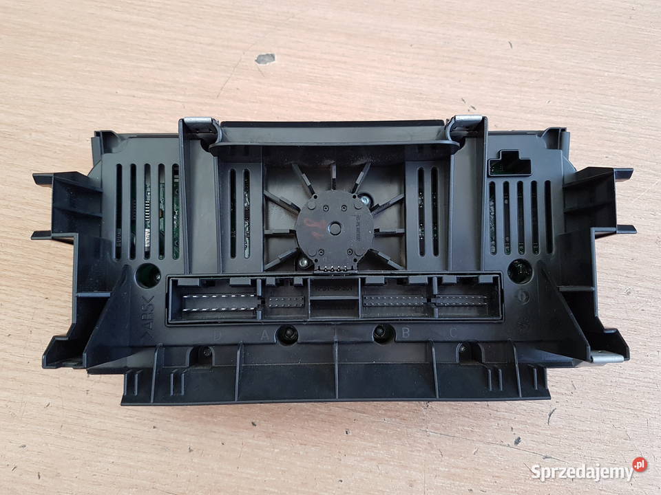AUDI A3 8P 2011 LIFT PANEL KLIMATYZACJI Turkowice