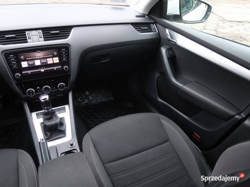 Skoda Octavia 16 TDI klimatyzacja Katowice