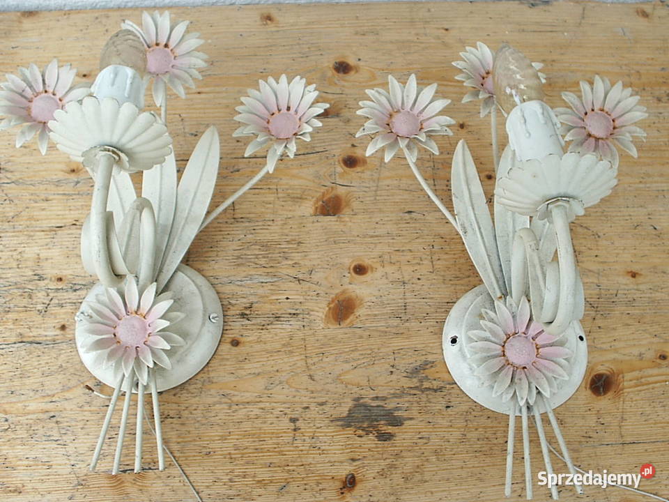 Kinkiety w kształcie kwiatów metalowe dolnośląskie Kłodzko