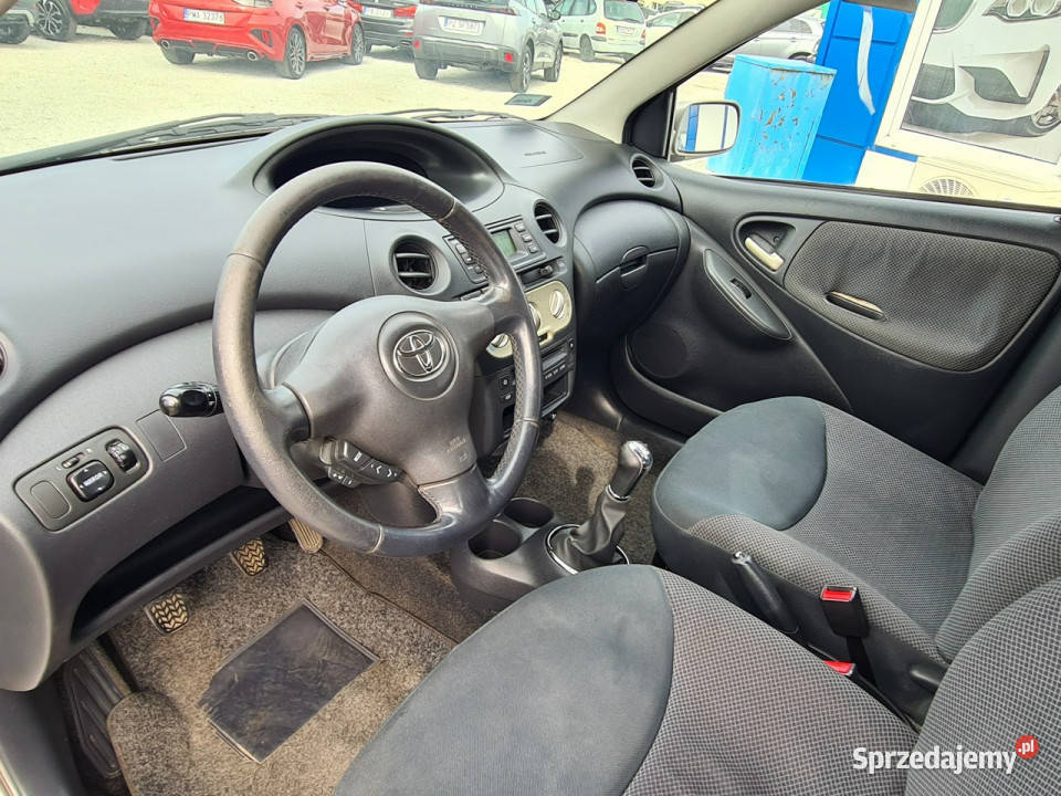 Toyota Yaris Klimatyzacja ElSzyby Halogeny wielofunkcyjna kierownica Wągrowiec