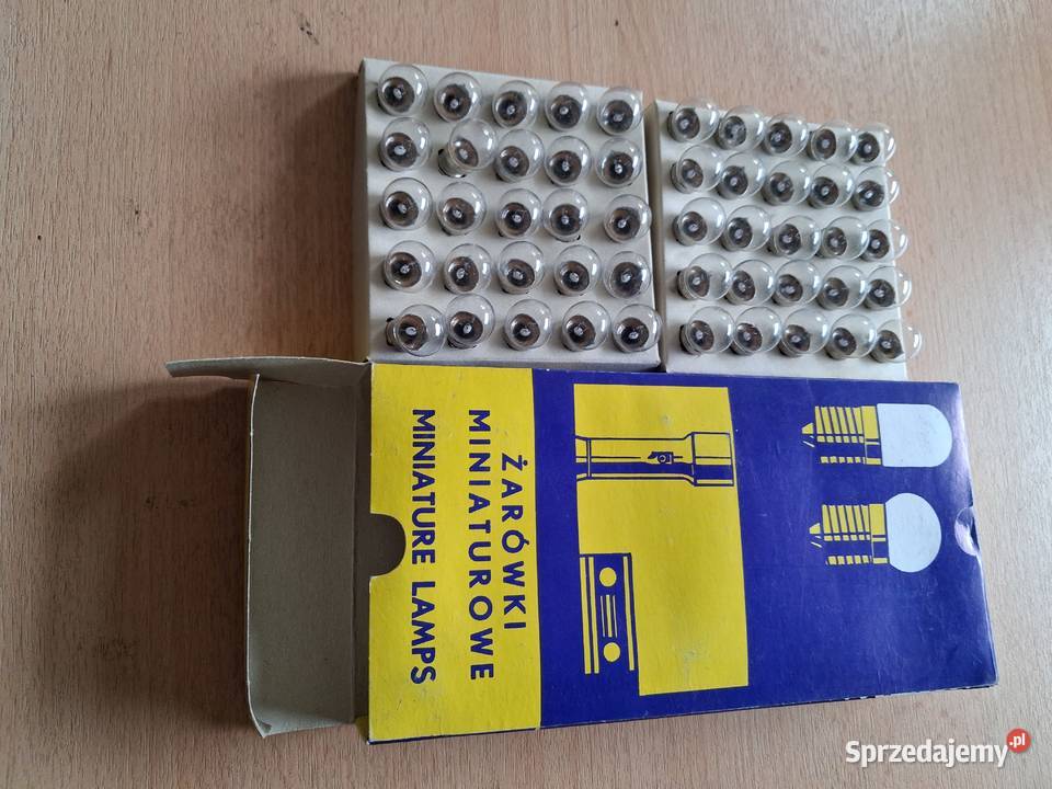 Zarowka rowerowa 6V 24W pudełko Sport i Wypoczynek sprzedam