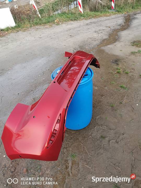 Volkswagen GOLF VII 5G6807421E zderzak tylny Luzino