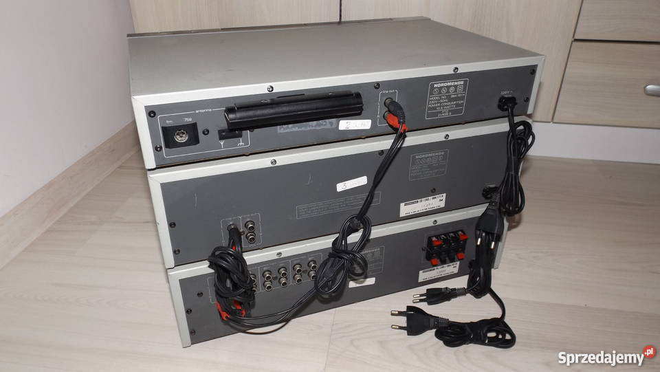 Wieża Nordmende 260W składająca się z decka sprzedam