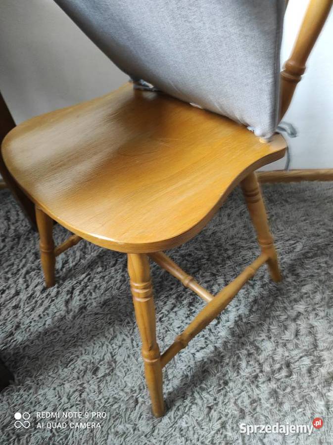 Piękny okrągły stół lata 50 2 krzesła patyczaki 78cm Czechowice-Dziedzice