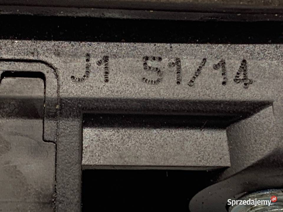 KLAMKA KLAPY TYŁ VW GOLF V Kombi 0709 Karoseria