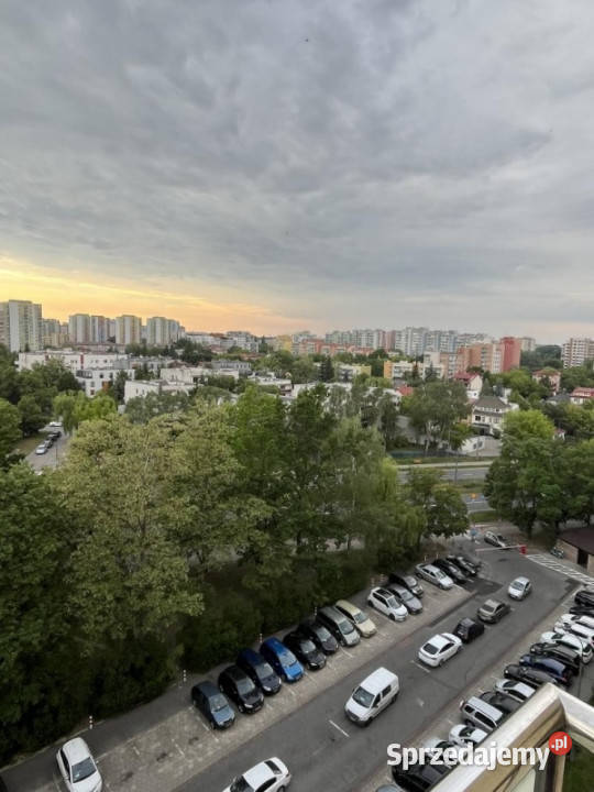 Sprzedam 3 pokojowe mieszkanie w Warszawie Rok budowy 1973 Warszawa sprzedam