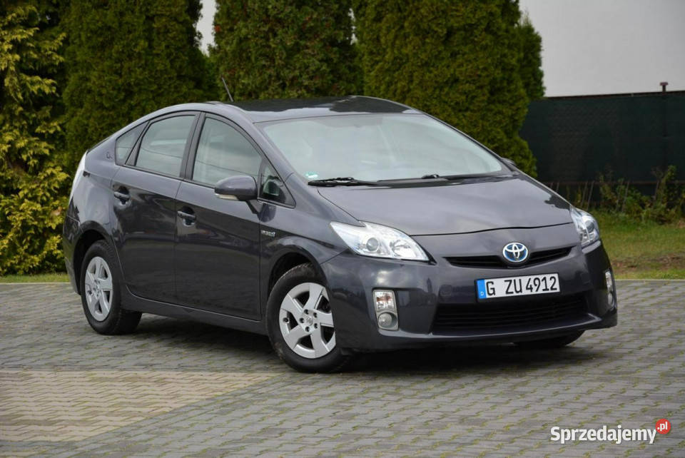 Toyota Prius 154 przebieg Iwłaściciel wspomaganie kierownicy Prius
