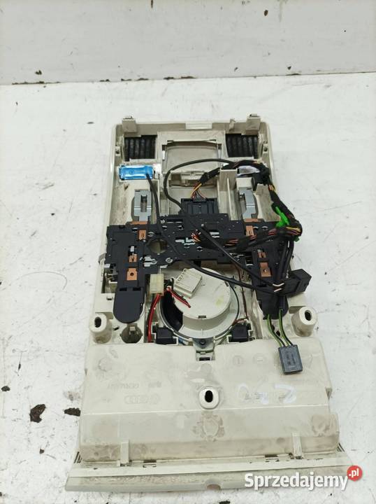 LAMPKA PODSUFITKI SZYBERDACH 4F0947135B0 Audi A6 Wyposażenie wnętrza świętokrzyskie