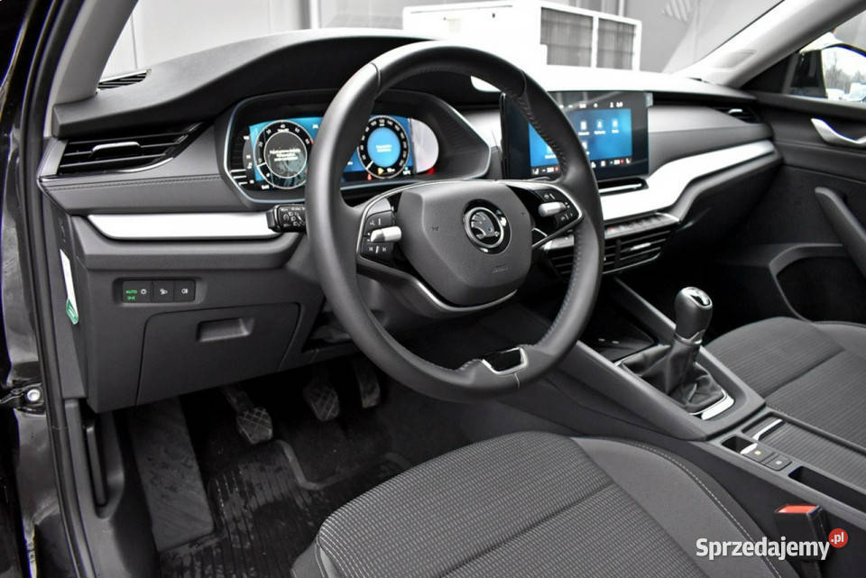 koda Octavia Bezwypadkowy Salon Polska Serwis serwisowany w ASO Łódź