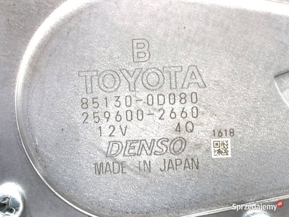 SILNIK WYCIERACZEK TYŁ TOYOTA YARIS III