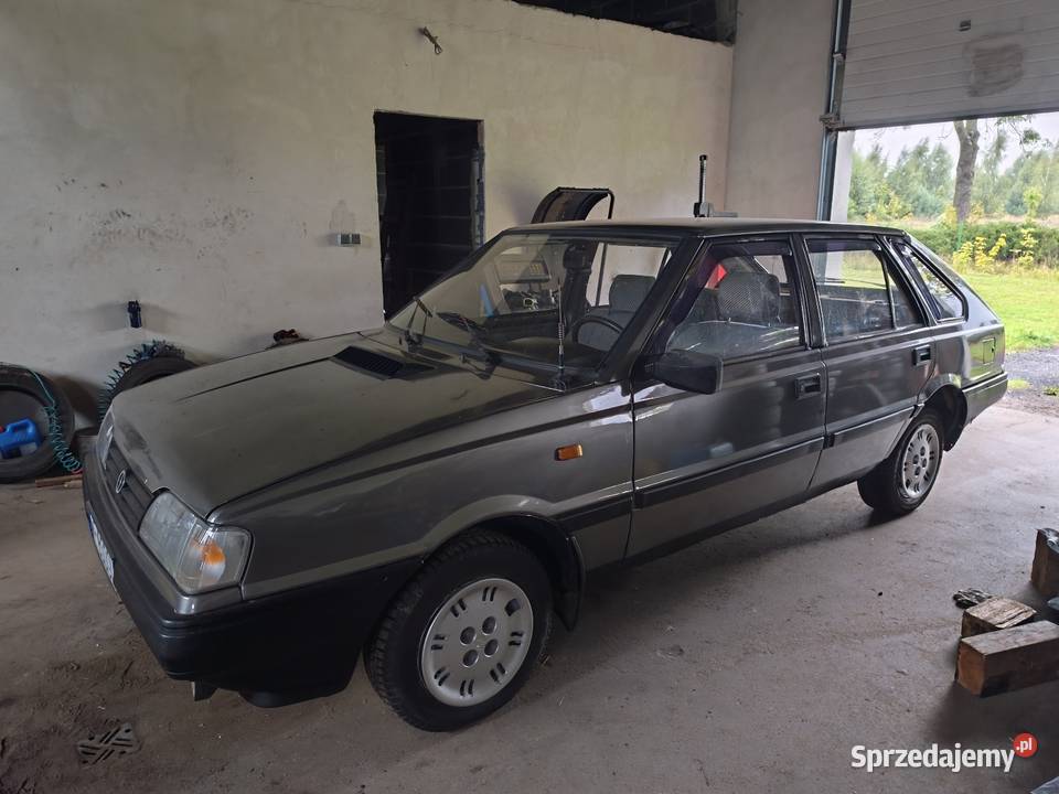 Polonez 93r z fabryczną folią renowacji Rok produkcji 1993 łódzkie Aleksandrów Łódzki