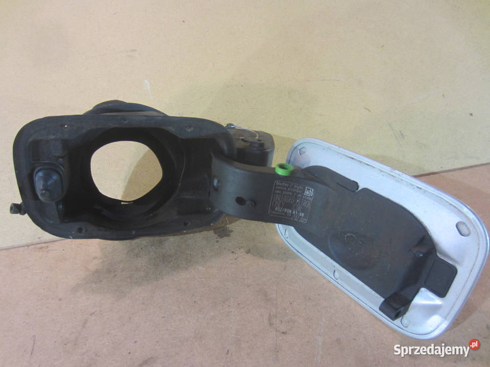 klapka wlewu paliwa wlew bmw e46 sprzedam