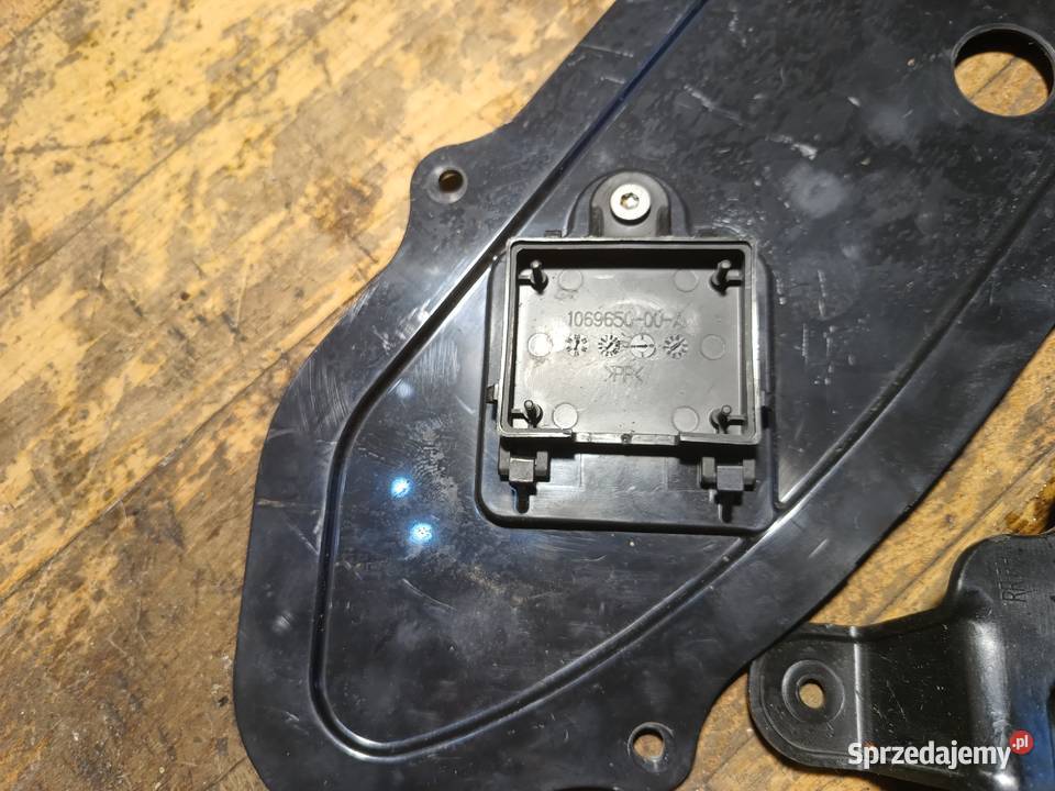 Tesla Model S klamka drzwi tylne prawe Jaworzno