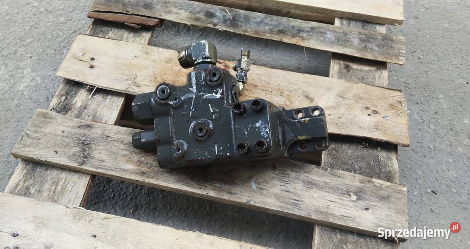 5 WYJŚĆ KOSTKA ZAWÓR ZAMEK HYDRAULICZNY VOLVO świętokrzyskie