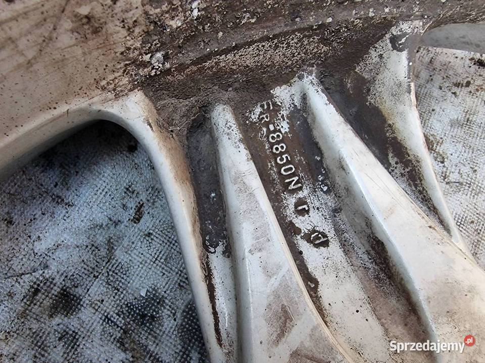 ALUFELGI KOMPLET PORSCHE CAYENNE I 8JX18 osobowe Lipno