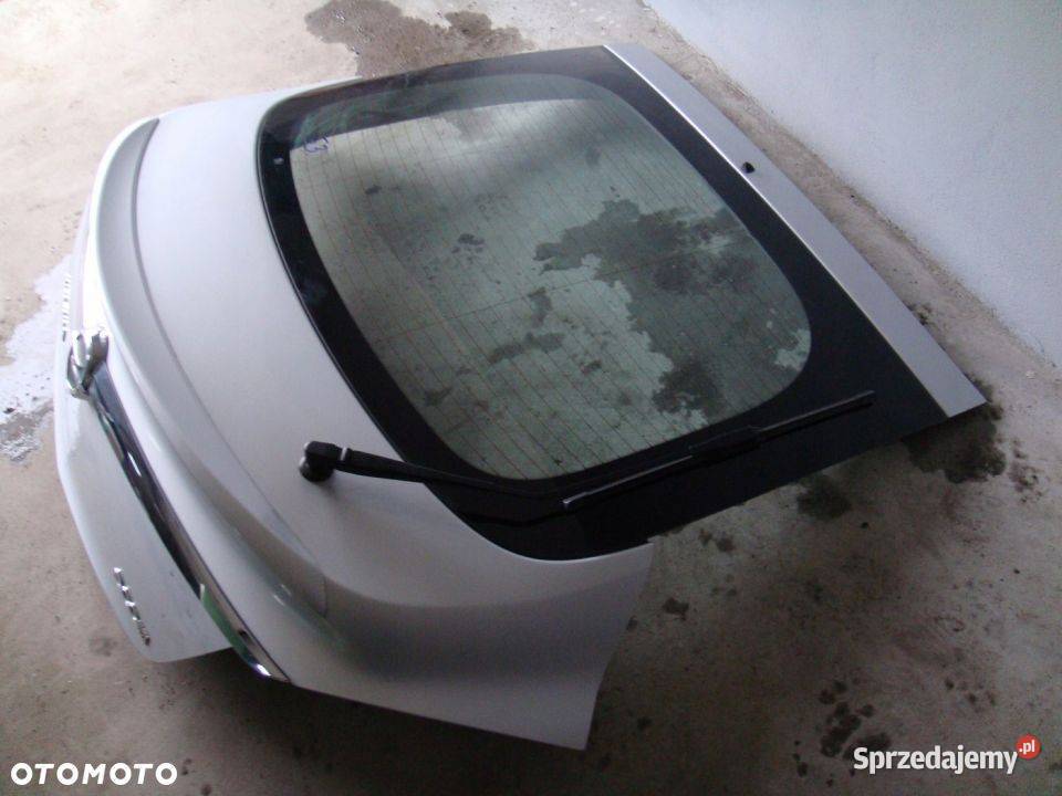 KLAPA BAGAŻNIKA OPEL INSIGNIA HB 2011 osobowe świętokrzyskie