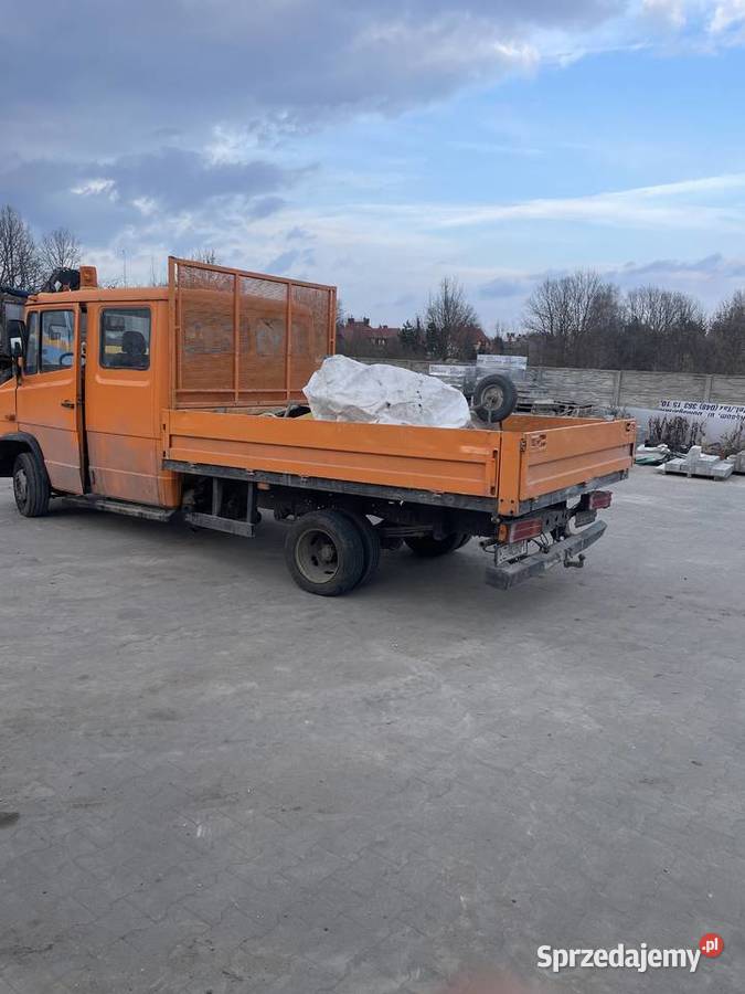 Mercedes Vario 512 podeójna kabina plus skrzynia mazowieckie Radom
