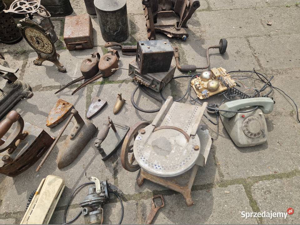 Maszyny do szycia żelazka wagi telefony Turek sprzedam