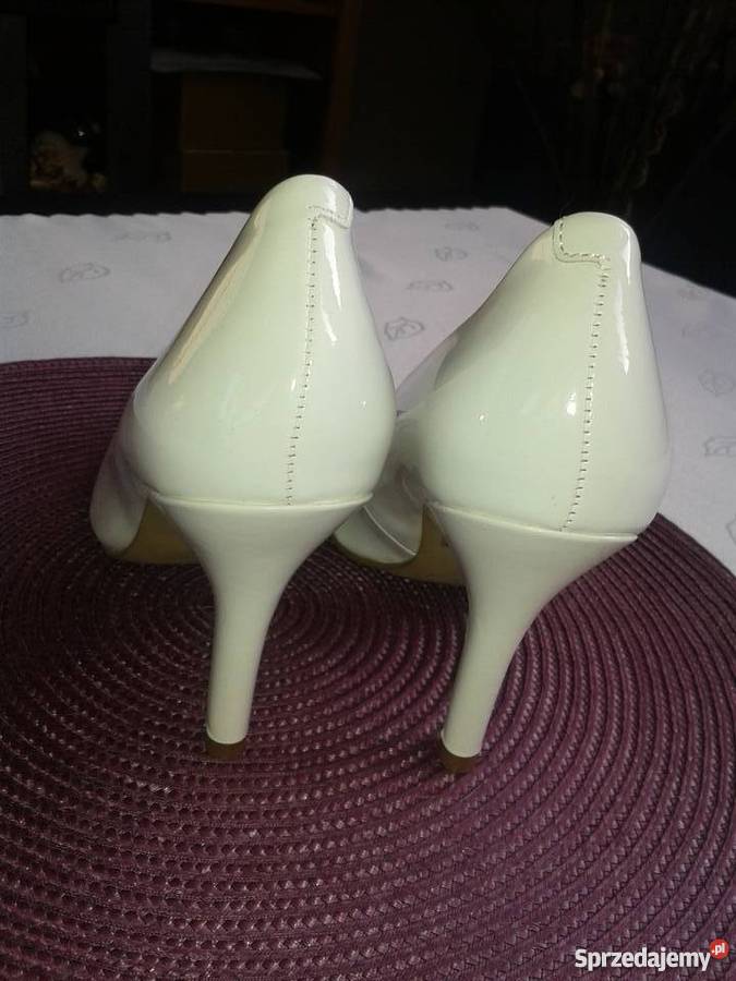 Nine west czółenka szpilki białe buty ślubne 355 Nine West Kobyłka sprzedam