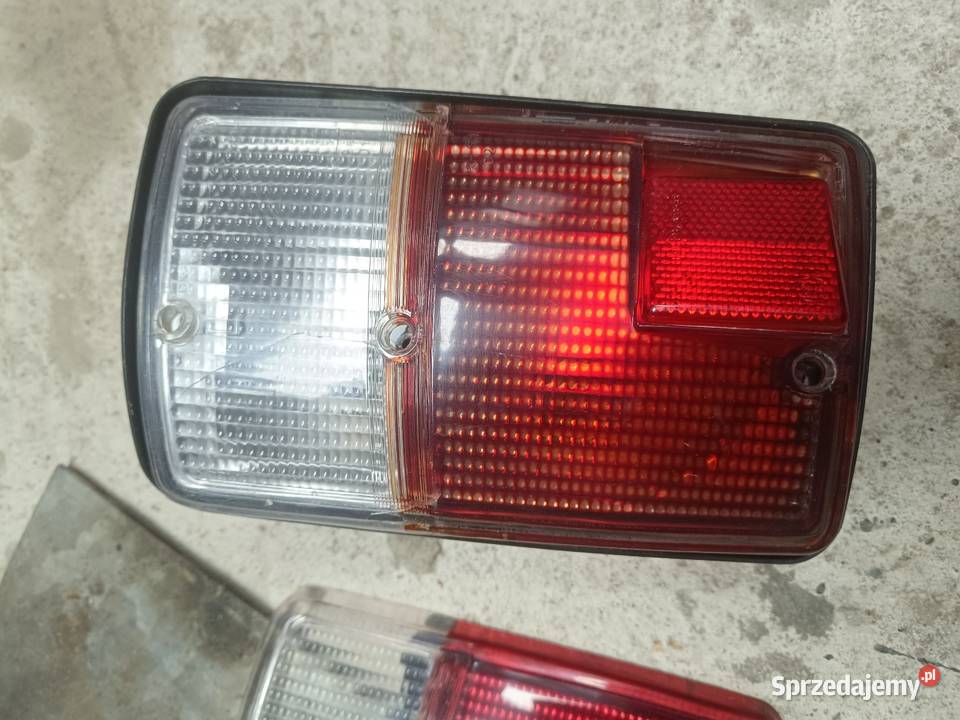 Fiat 126p Lampa klosz biała czerwona tuning ST śląskie Bielsko-Biała