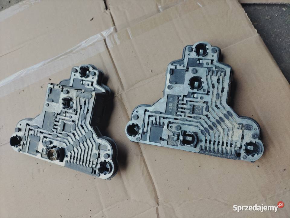 VW GOLF 3 III WKŁAD LAMPY TYŁ TYLNEJ 1H6945257 lubelskie Kamień-Kolonia