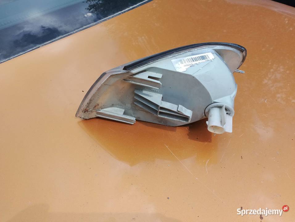 Opel Vectra b kierunkowskaz prawy przód Krasnystaw