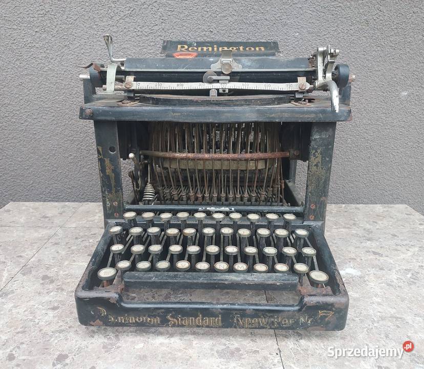 Stara maszyna do pisania gabinetowa Remington Tczew