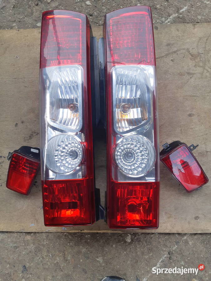 Lampy tylne Peugeot Boxer komplet dostawcze sprzedam