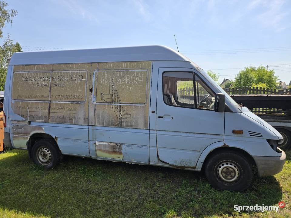 Mercedes Sprinter