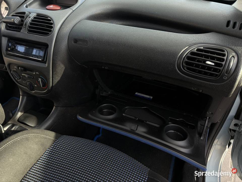Peugeot 206 CC 16 Benzyna 2002r Cabrio Pawłów