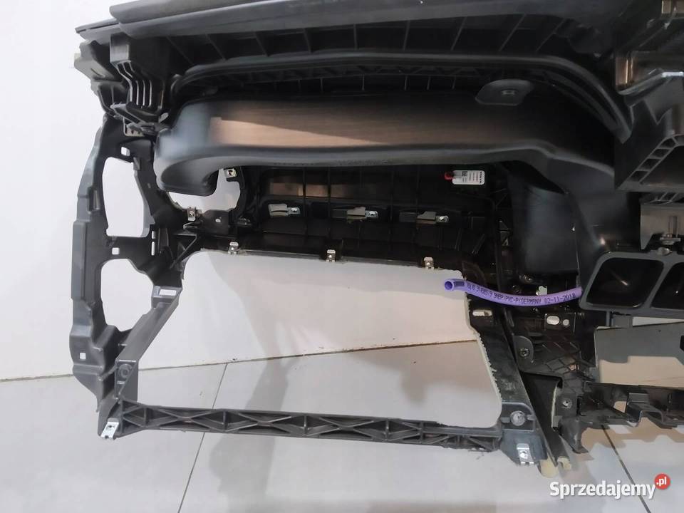 DESKA ROZDZIELCZA KOKPIT PULPIT S60 III Volvo