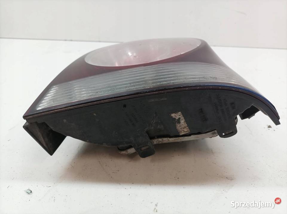 LAMPA TYŁ PRAWA LIFT FL 9N USZKODZONA VW