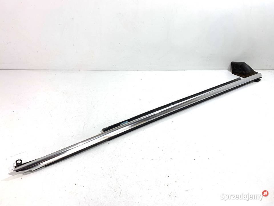 LISTWA ZGARNIAJĄCA PRZÓD PRAWY AUDI A8 D4