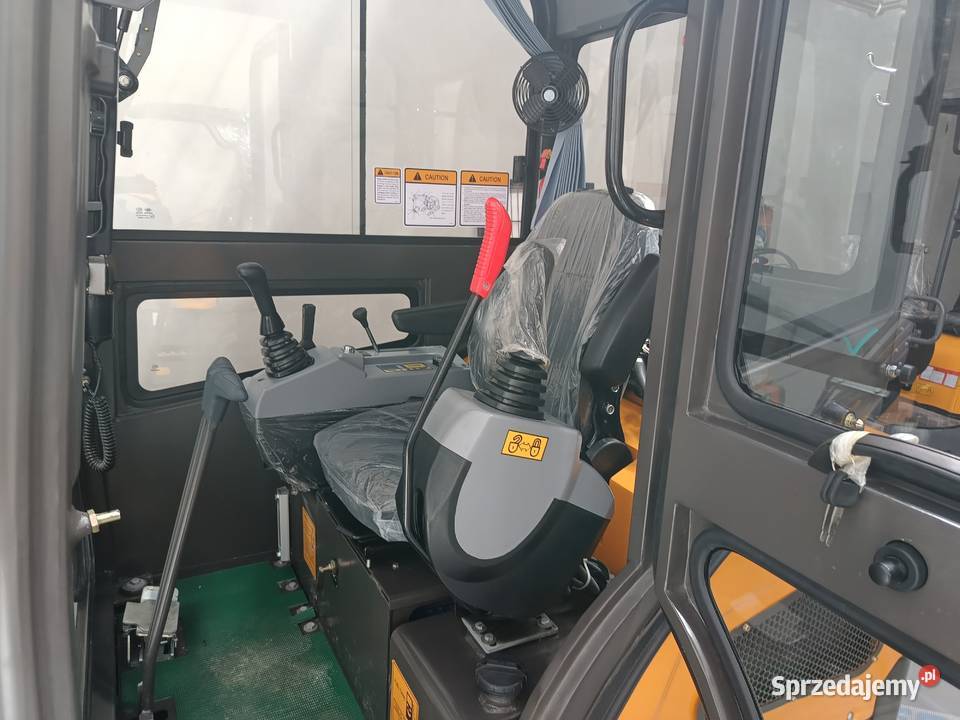 MiniKoparka APS KME 20 Tomaszów Mazowiecki