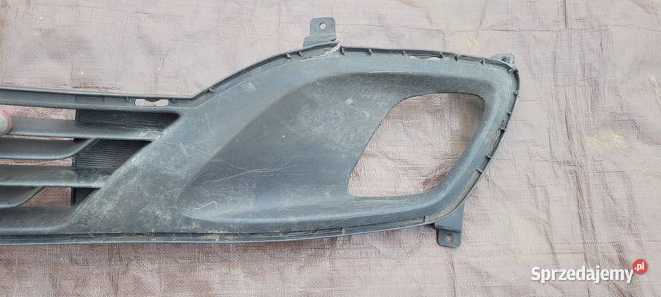 KIA VENGA KRATKA ŚRODKOWA ZDERZAKA 865611P000 osobowe Ruda Śląska