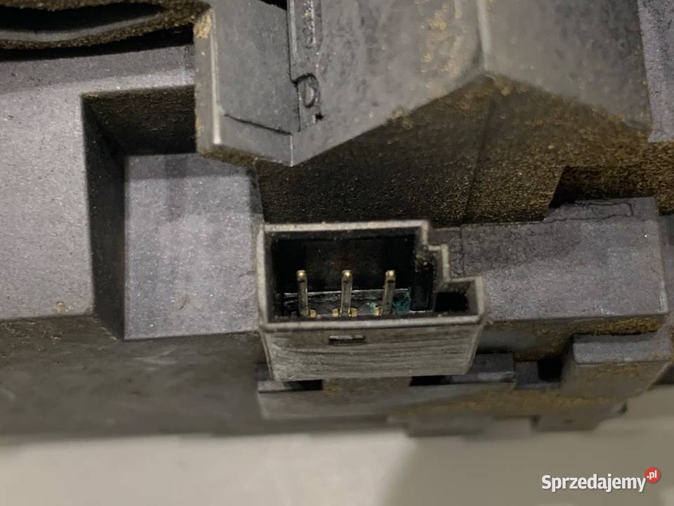 ZAMEK KLAPY TYŁ MERCEDES W169 Hatchback