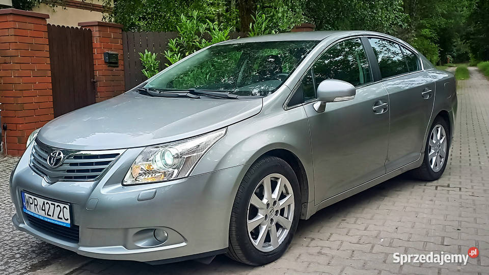 Toyota Avensis Salon Polska Bezwypadkowy reflektory ksenonowe mazowieckie Warszawa