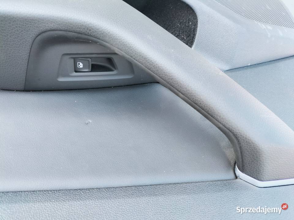 Oryginalne boczki drzwi tylnych Volkswagen