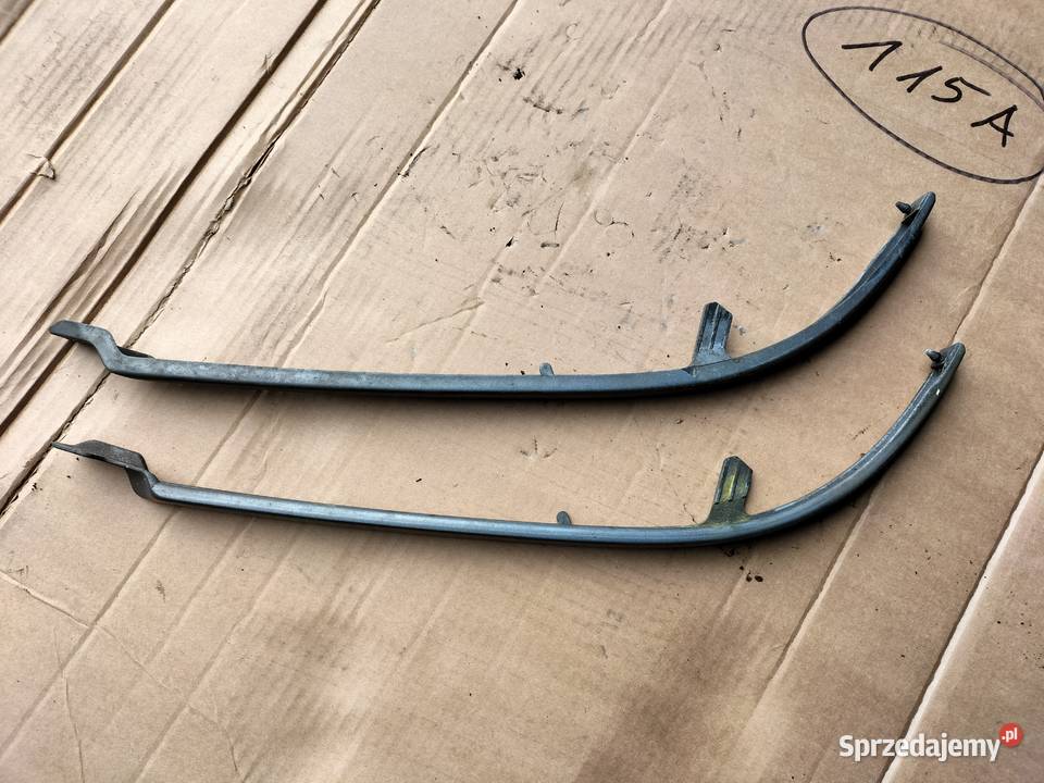 AUDI 80B4 LISTWA PRAWA LEWA LAMPY POD LAMPE