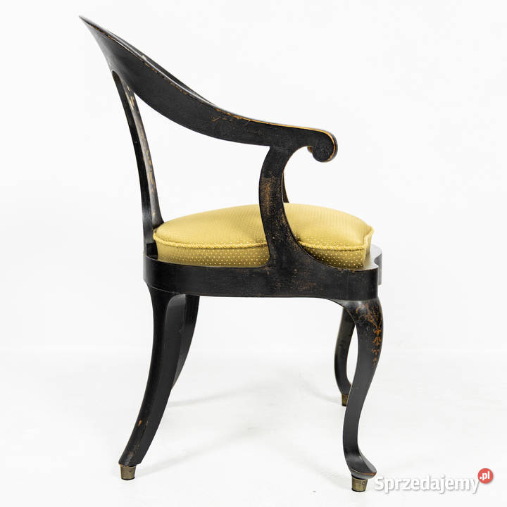 Zabytkowy czarny fotel biblioteczny z Swarzędz