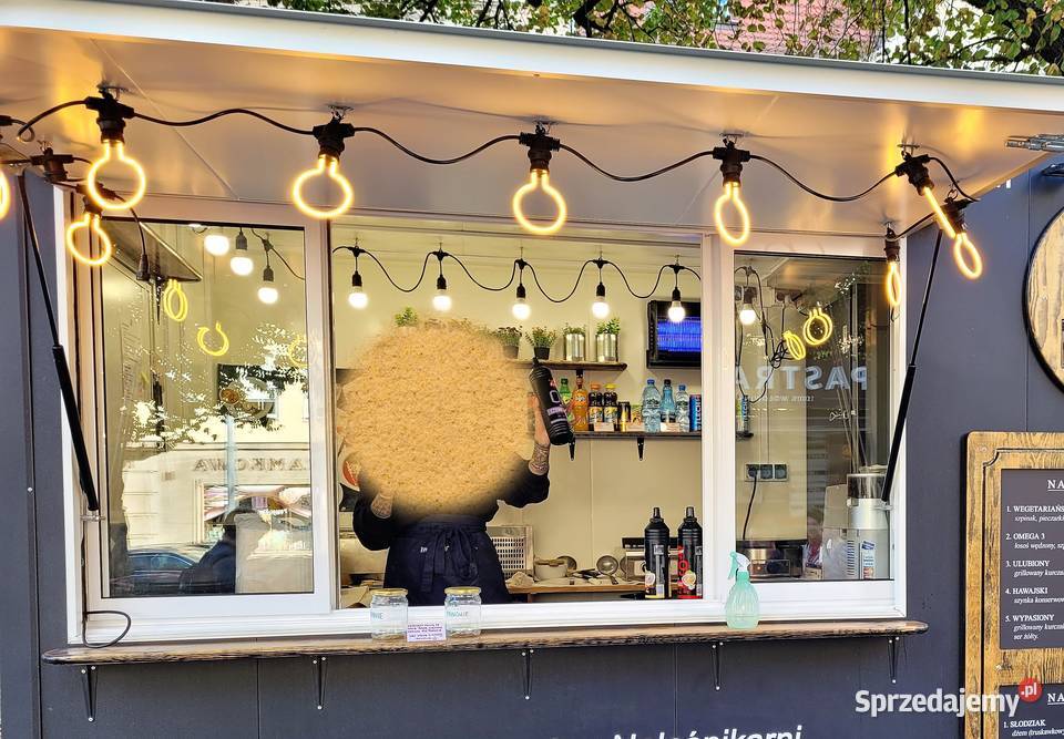 okno przesuwne w bok do kontenera baru przyczepy Wrocław