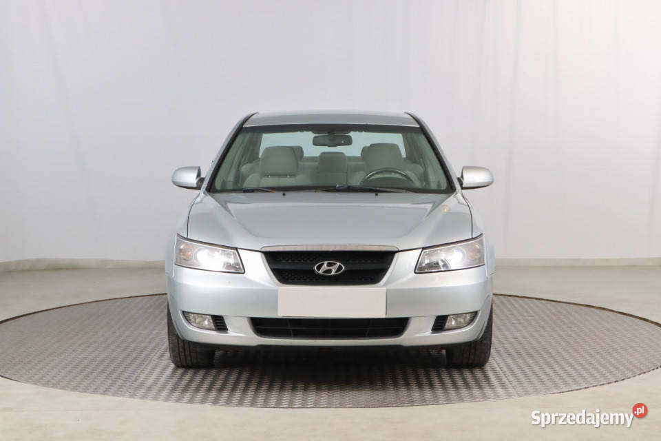 Hyundai Sonata 24