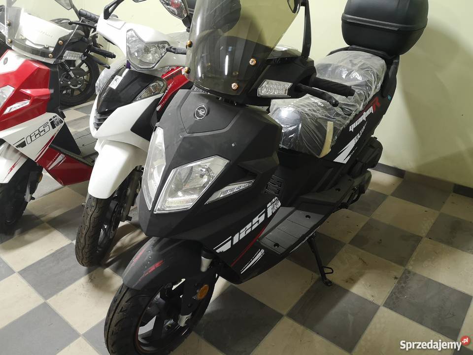 Nowy Skuter Zipp Quantum R 125 Kufer Złocieniec