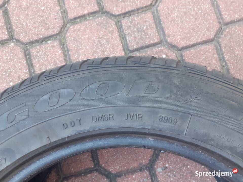 Opony zimowe GoodYear Ultra Grip Performance 2 4 Łuków