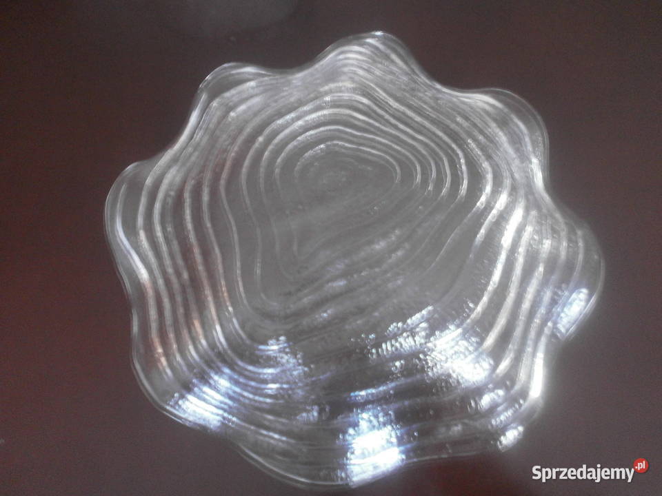 duży talerz deserowy falisty Zielona Góra