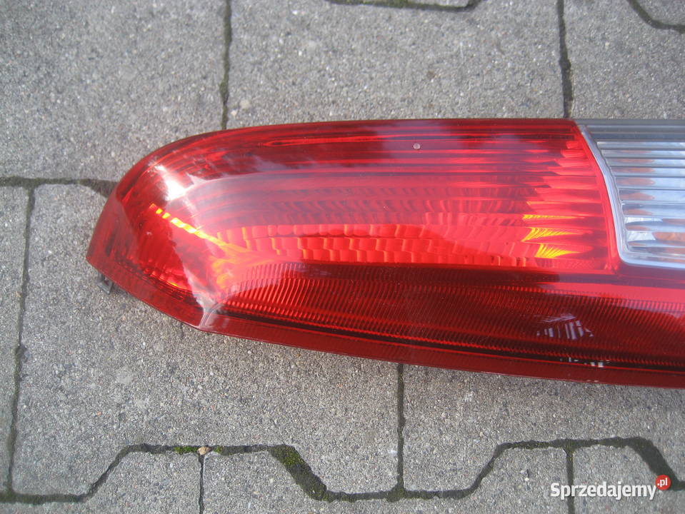 VOLVO V70 0004R LAMPA TYŁ LEWA GÓRNA 9154493 osobowe Motoryzacja wielkopolskie Rakoniewice