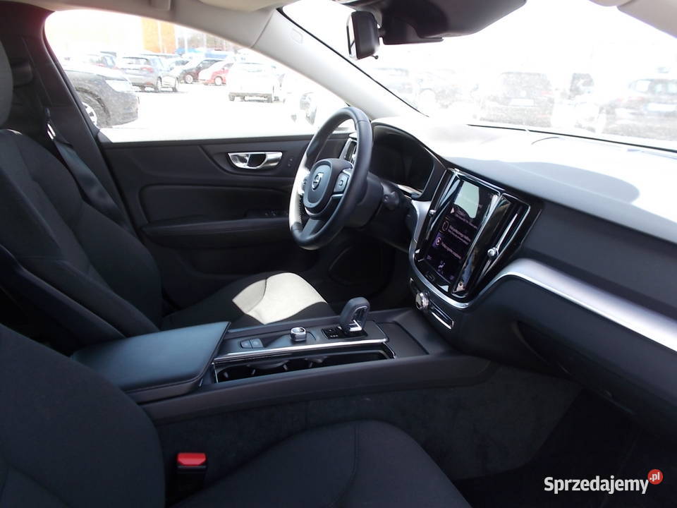 VOLVO V60 B3 20 benz hybryda Automat salon sprzedam